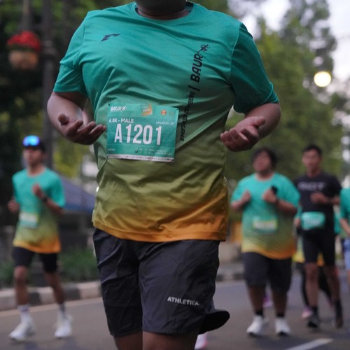 Race photo from BAUR RUN 2025