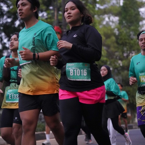Race photo from BAUR RUN 2025