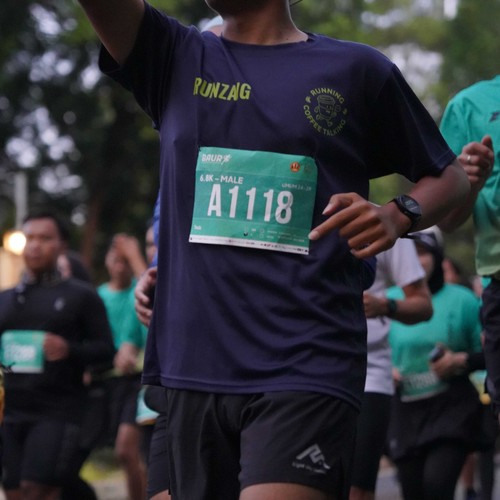 Race photo from BAUR RUN 2025