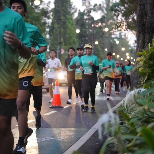 Race photo from BAUR RUN 2025