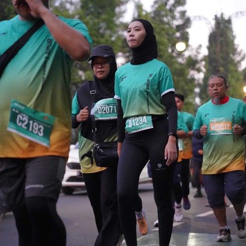 Race photo from BAUR RUN 2025
