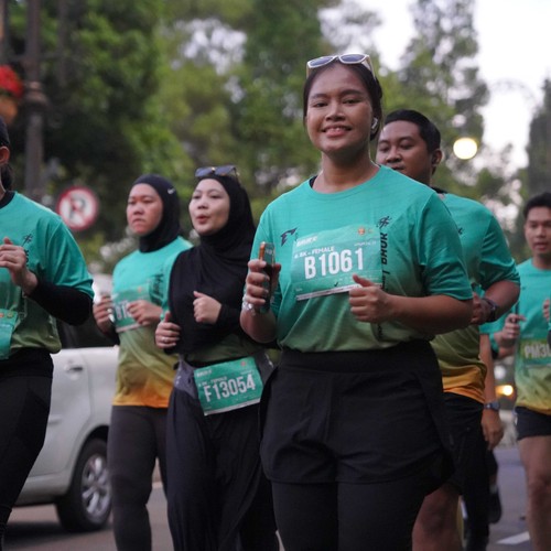 Race photo from BAUR RUN 2025