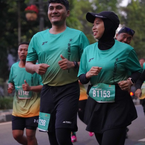 Race photo from BAUR RUN 2025