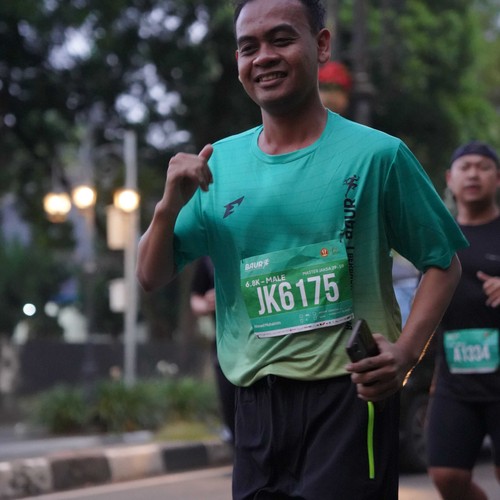 Race photo from BAUR RUN 2025