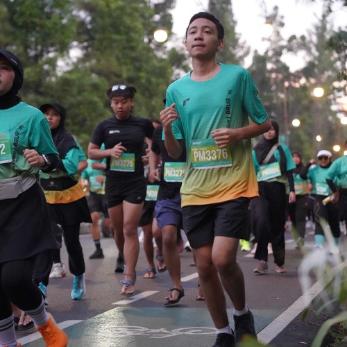 Race photo from BAUR RUN 2025