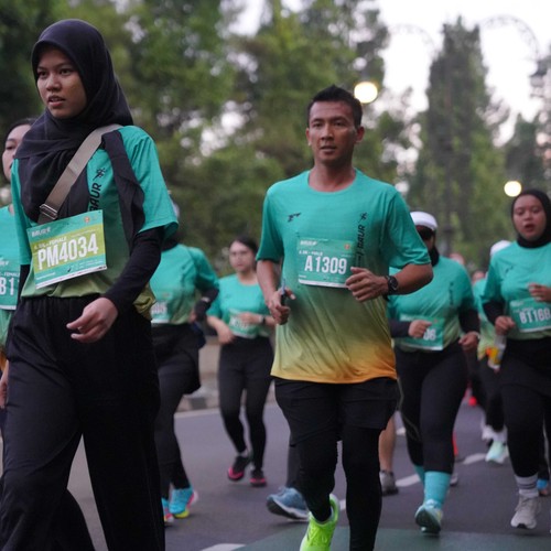 Race photo from BAUR RUN 2025