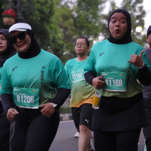 Race photo from BAUR RUN 2025