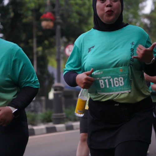 Race photo from BAUR RUN 2025