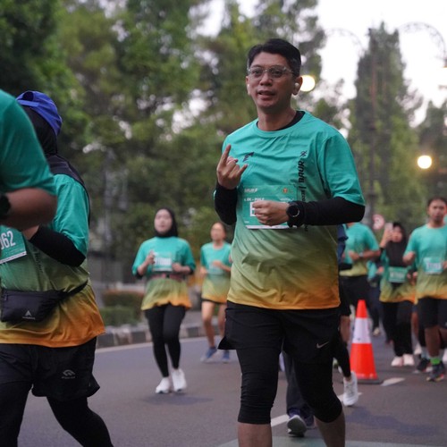 Race photo from BAUR RUN 2025