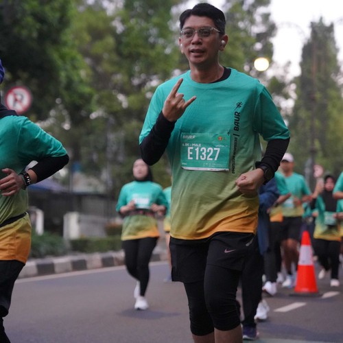 Race photo from BAUR RUN 2025