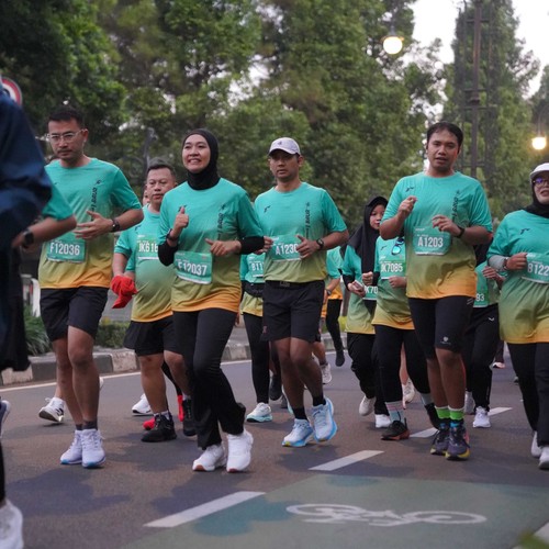 Race photo from BAUR RUN 2025