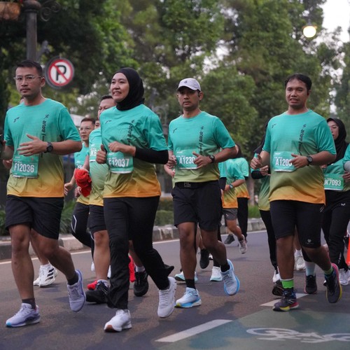 Race photo from BAUR RUN 2025