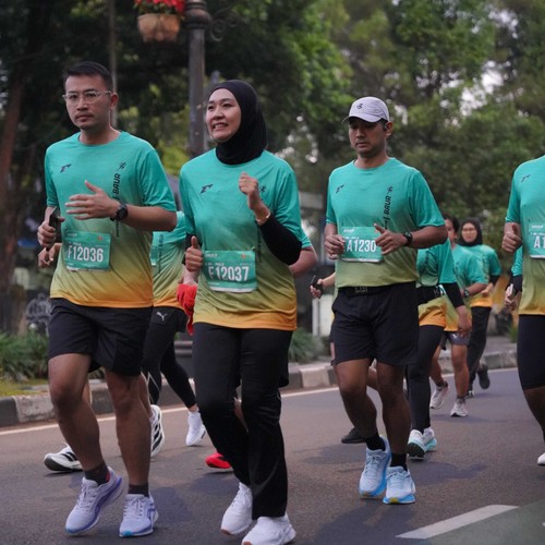 Race photo from BAUR RUN 2025