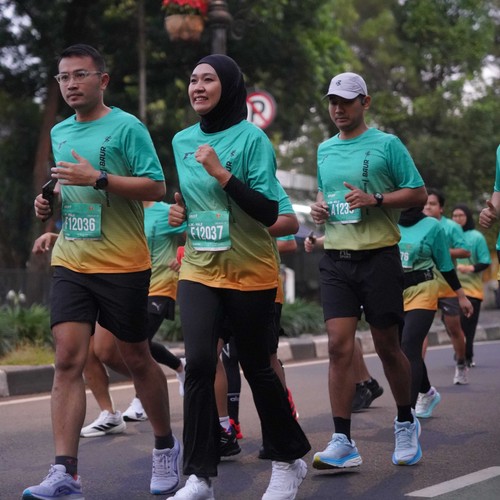 Race photo from BAUR RUN 2025