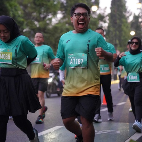 Race photo from BAUR RUN 2025