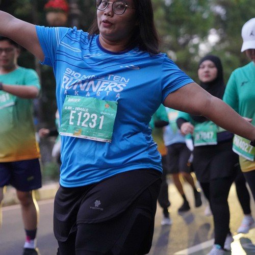 Race photo from BAUR RUN 2025