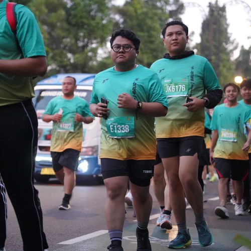 Race photo from BAUR RUN 2025