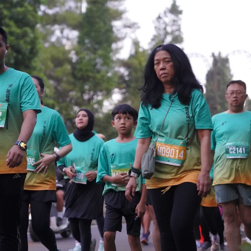 Race photo from BAUR RUN 2025