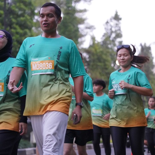Race photo from BAUR RUN 2025