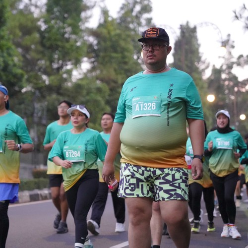 Race photo from BAUR RUN 2025