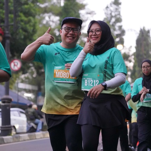 Race photo from BAUR RUN 2025