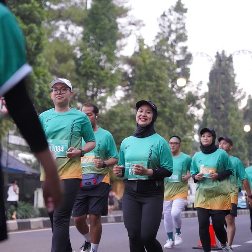 Race photo from BAUR RUN 2025