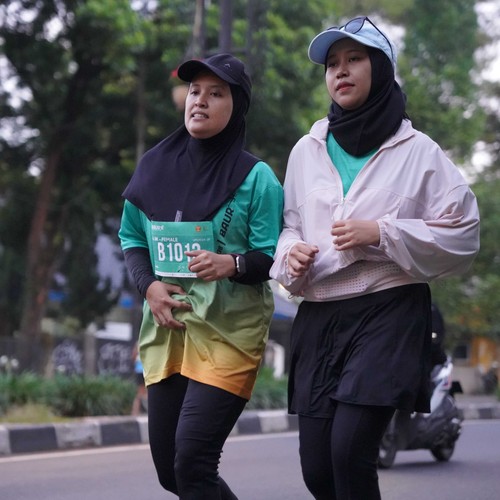 Race photo from BAUR RUN 2025