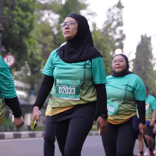 Race photo from BAUR RUN 2025