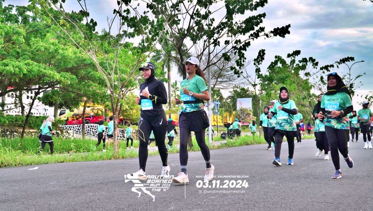 Race photo from Arutmin Borneo Run 2024