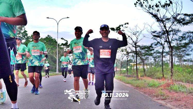 Race photo from Arutmin Borneo Run 2024