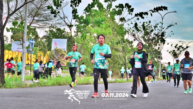Race photo from Arutmin Borneo Run 2024