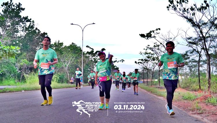 Race photo from Arutmin Borneo Run 2024