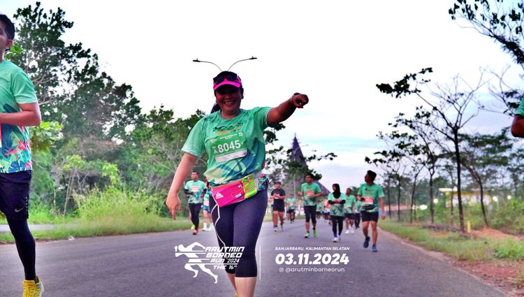 Race photo from Arutmin Borneo Run 2024