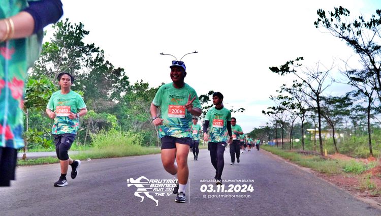 Race photo from Arutmin Borneo Run 2024