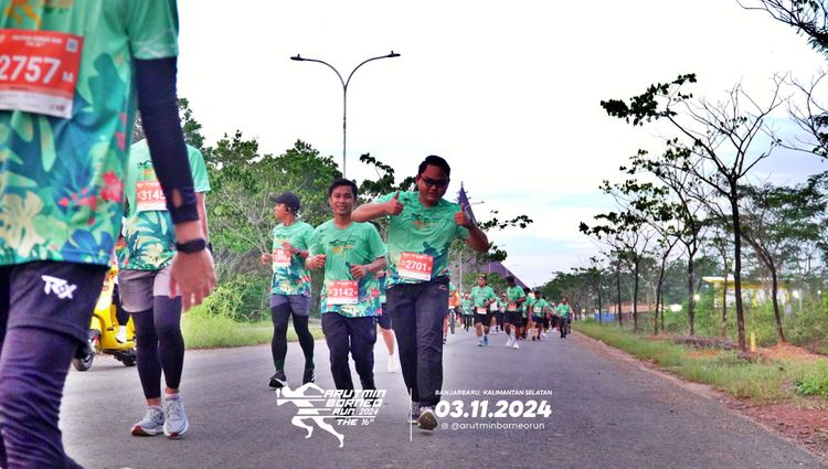Race photo from Arutmin Borneo Run 2024