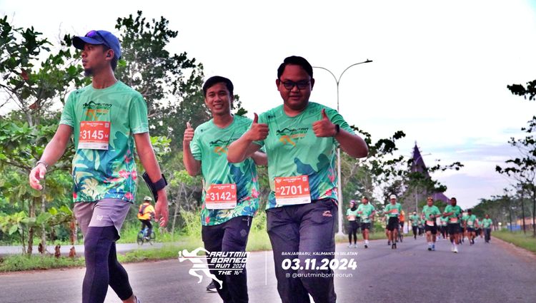 Race photo from Arutmin Borneo Run 2024
