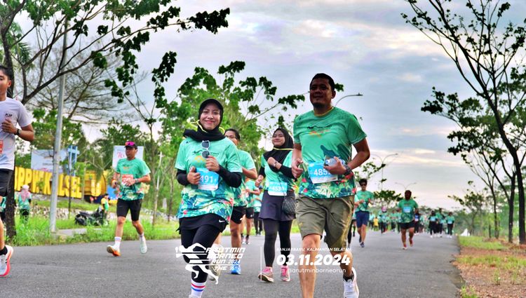 Race photo from Arutmin Borneo Run 2024