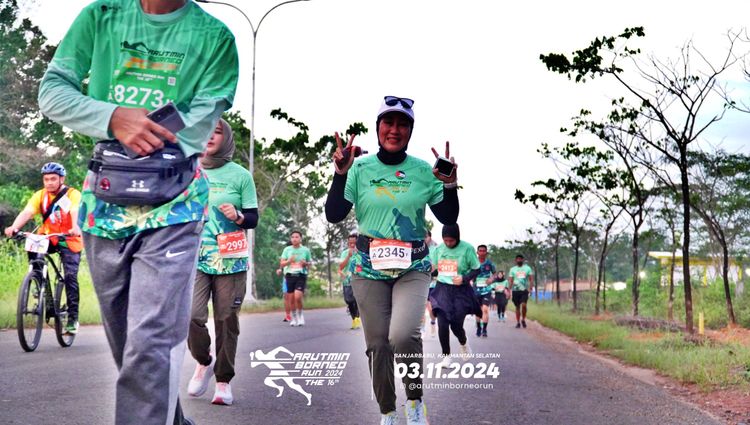 Race photo from Arutmin Borneo Run 2024