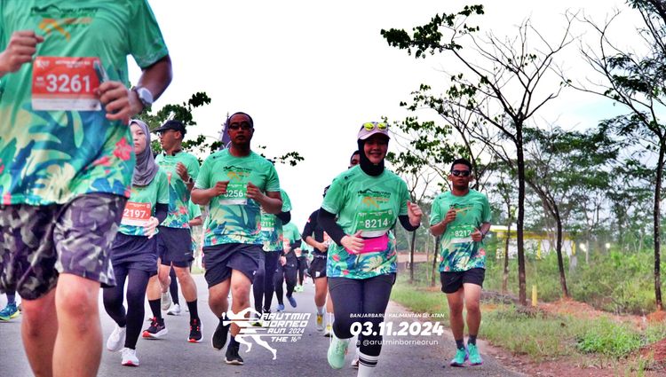 Race photo from Arutmin Borneo Run 2024