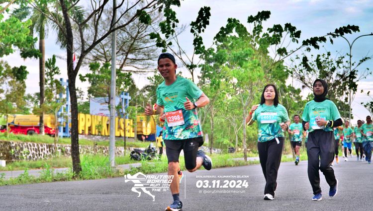 Race photo from Arutmin Borneo Run 2024