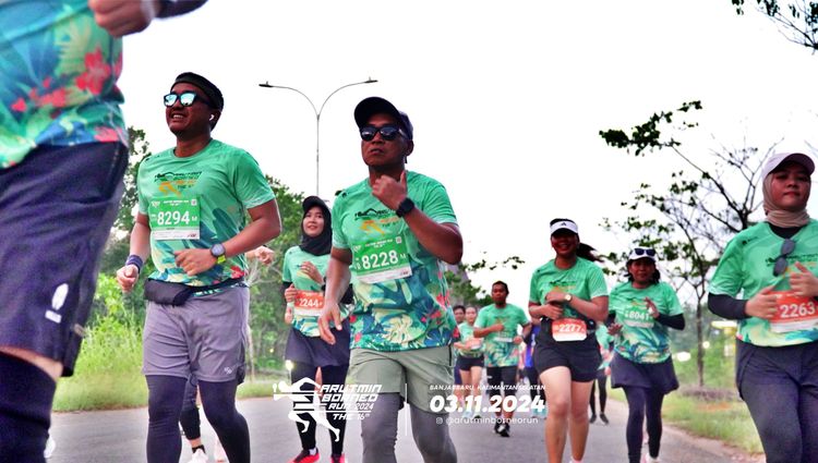 Race photo from Arutmin Borneo Run 2024