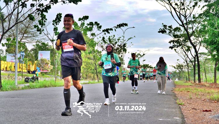 Race photo from Arutmin Borneo Run 2024