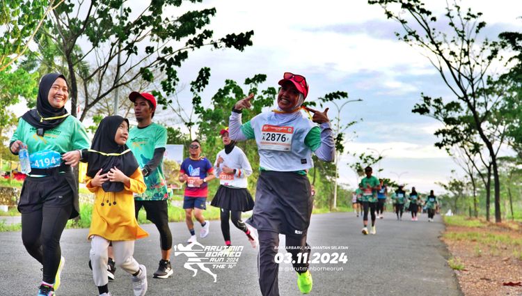Race photo from Arutmin Borneo Run 2024