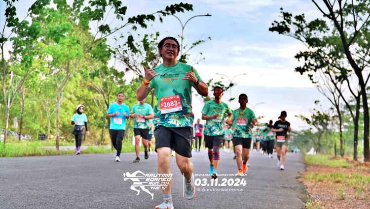 Race photo from Arutmin Borneo Run 2024