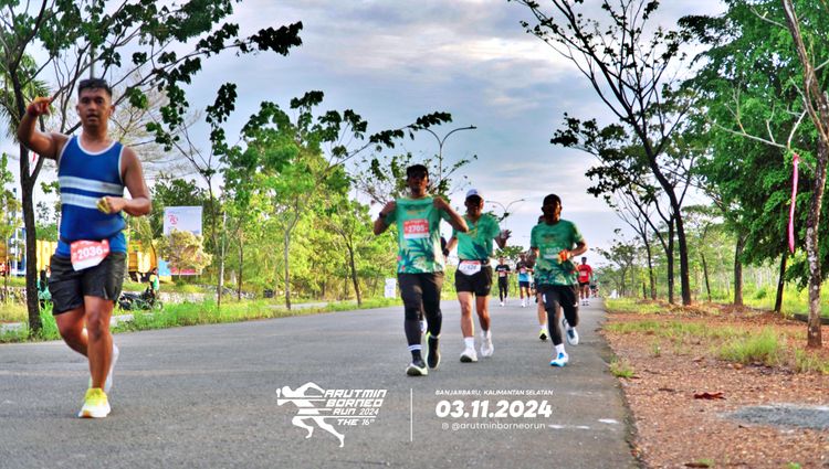 Race photo from Arutmin Borneo Run 2024