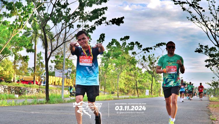 Race photo from Arutmin Borneo Run 2024
