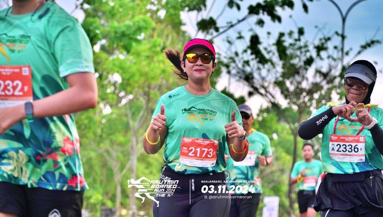 Race photo from Arutmin Borneo Run 2024