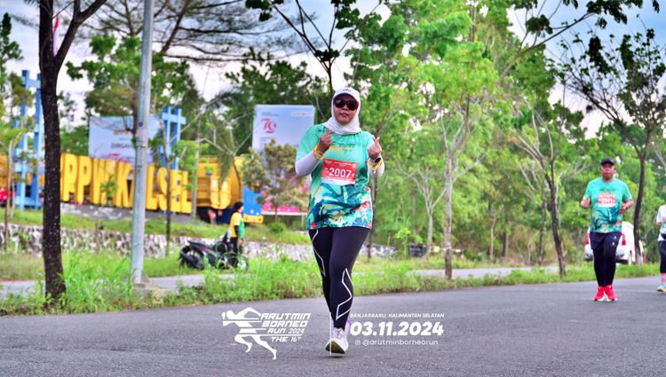 Race photo from Arutmin Borneo Run 2024
