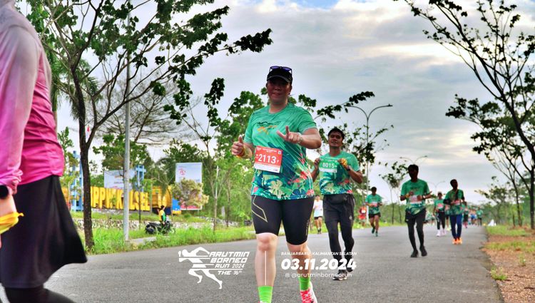Race photo from Arutmin Borneo Run 2024