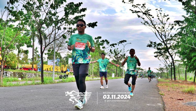 Race photo from Arutmin Borneo Run 2024